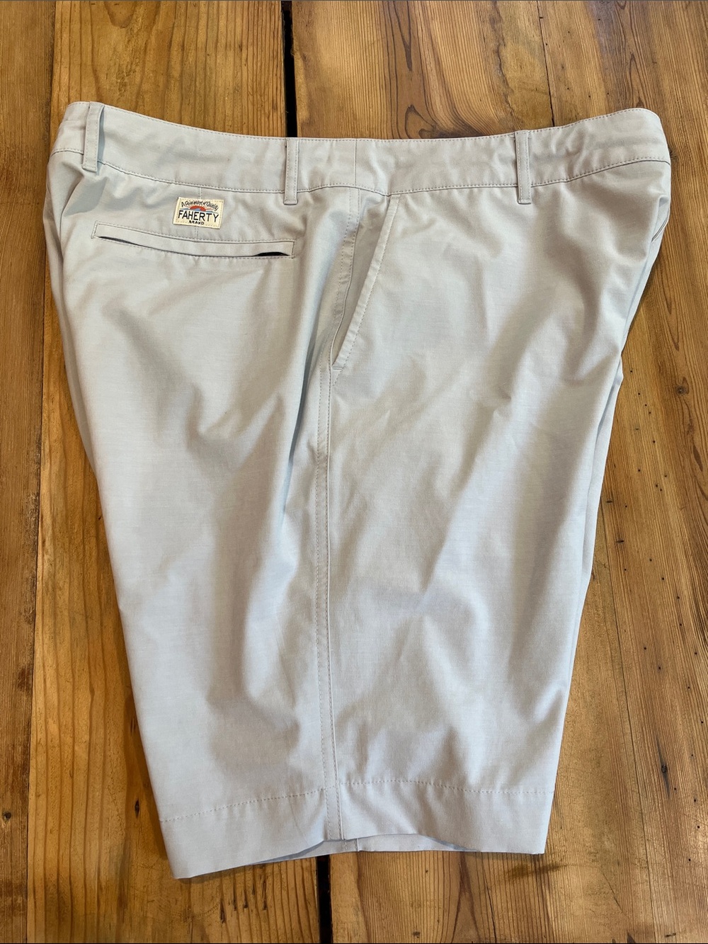 FAHERTY 35 Ice Grey Gray Belt Loop All Day Shorts 9" Inseam Silver